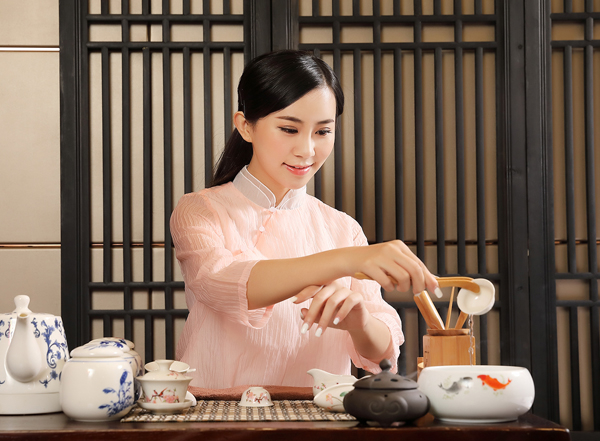 经常去南京浦口靠谱男士会馆，这家私藏已久的店推荐给你